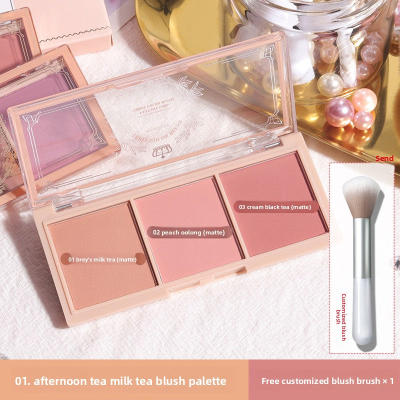 Three-Color Matte Blush Palette