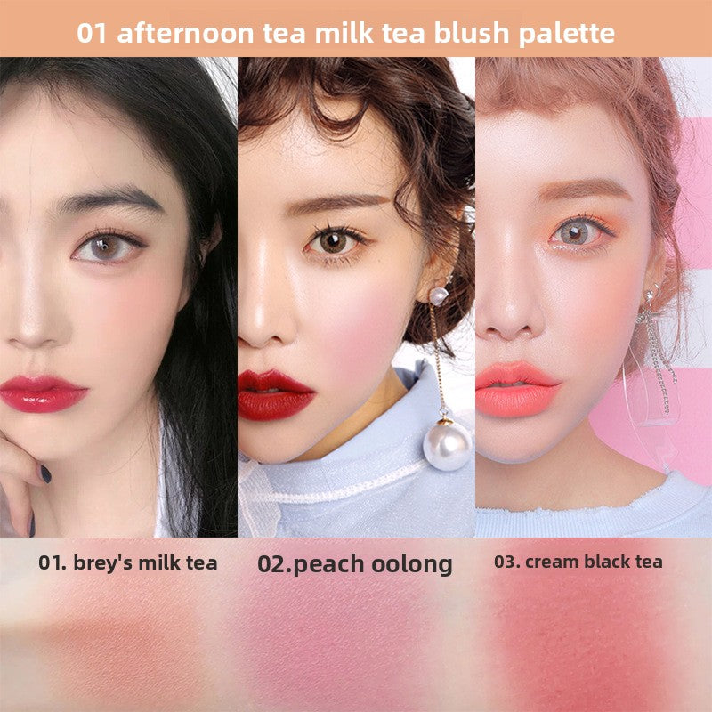 Three-Color Matte Blush Palette