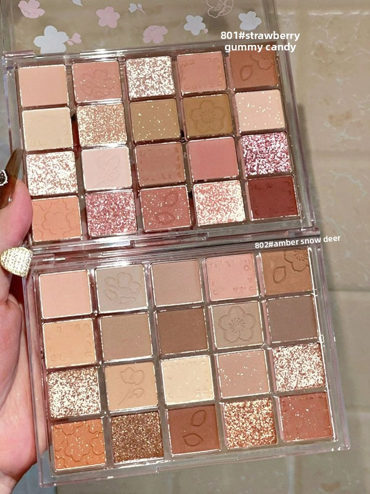 Eyeshadow for students? makeup